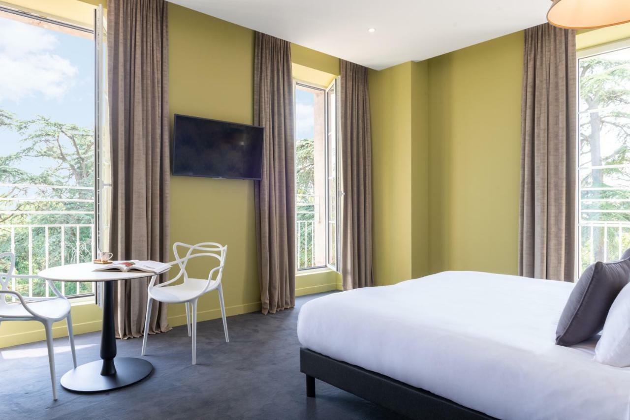 Appart hôtel Château De Tauzies, The Originals Relais 4*