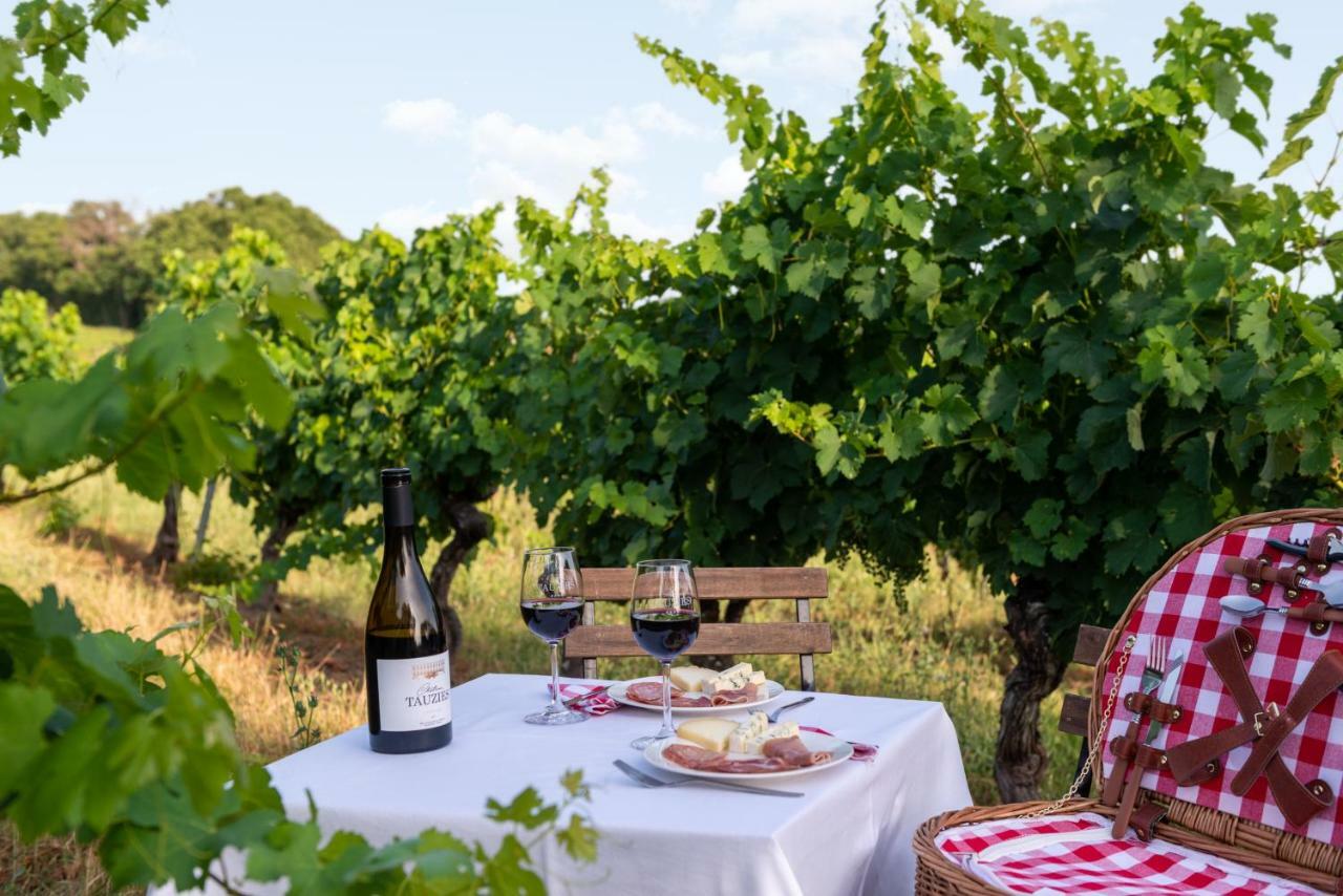 Apartahotel Chateau De Tauzies, The Originals Relais 4*